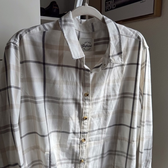 NWOT JACHS Girlfriend White and Gray Women's Super Soft Feel Flannel Shirt - Picture 6 of 8